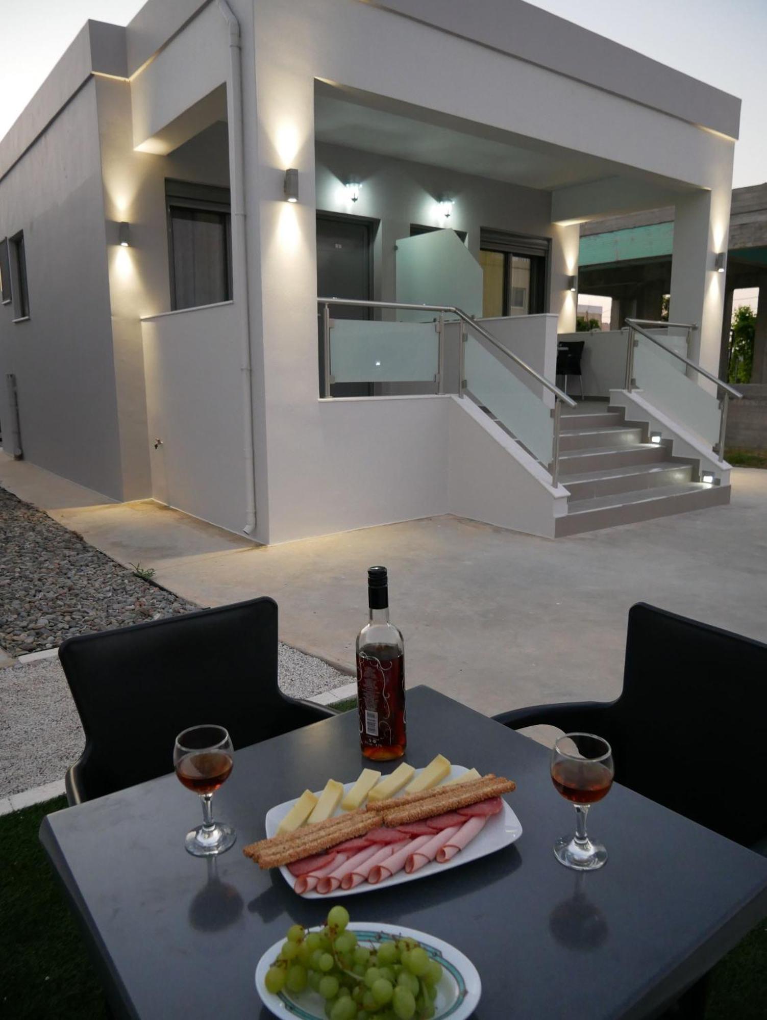 Erotokritos Studios Agia Marina Exteriér fotografie